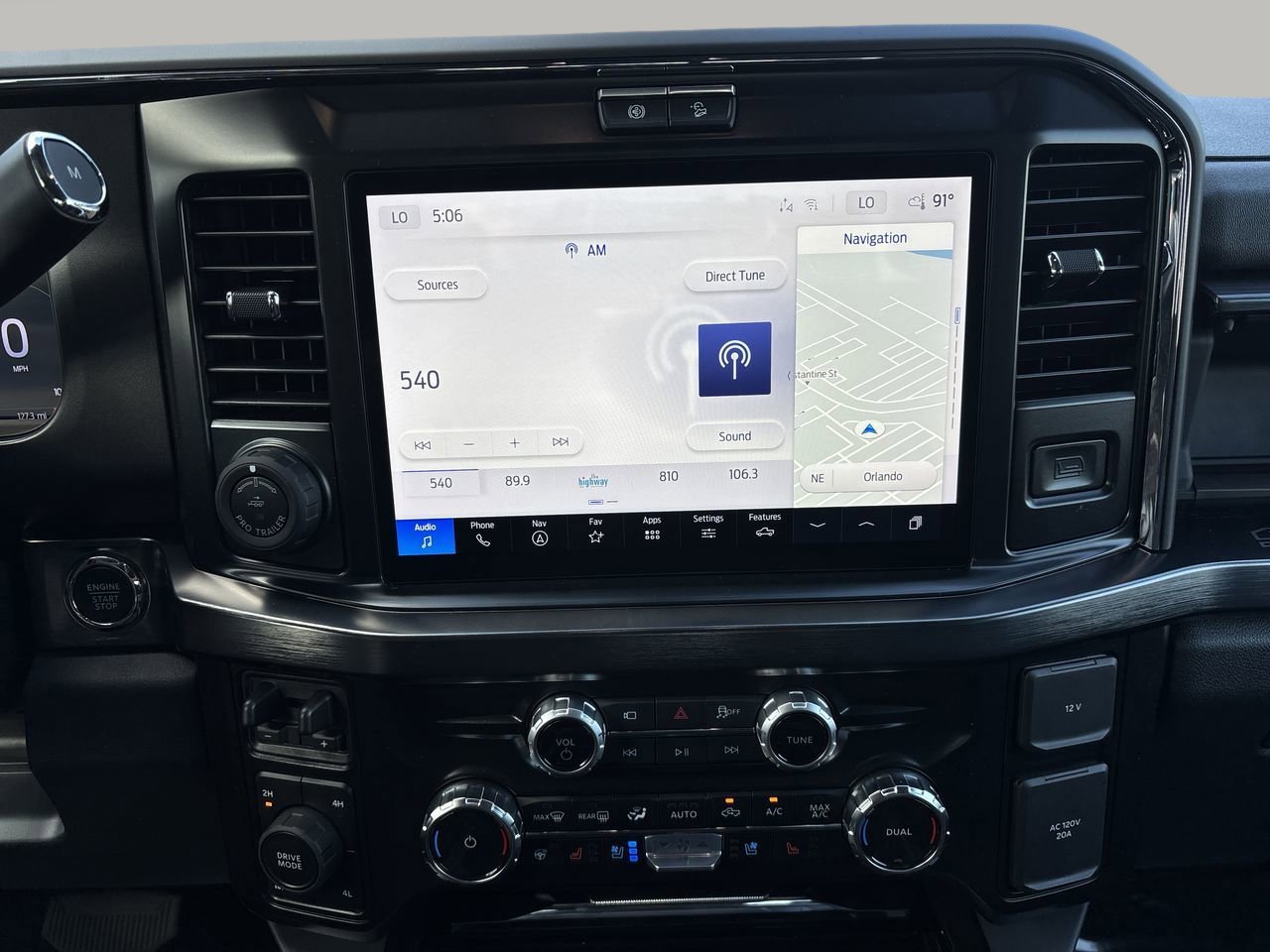 New 2026 Ford F250 Lariat w/ Black Appearance Package image 21