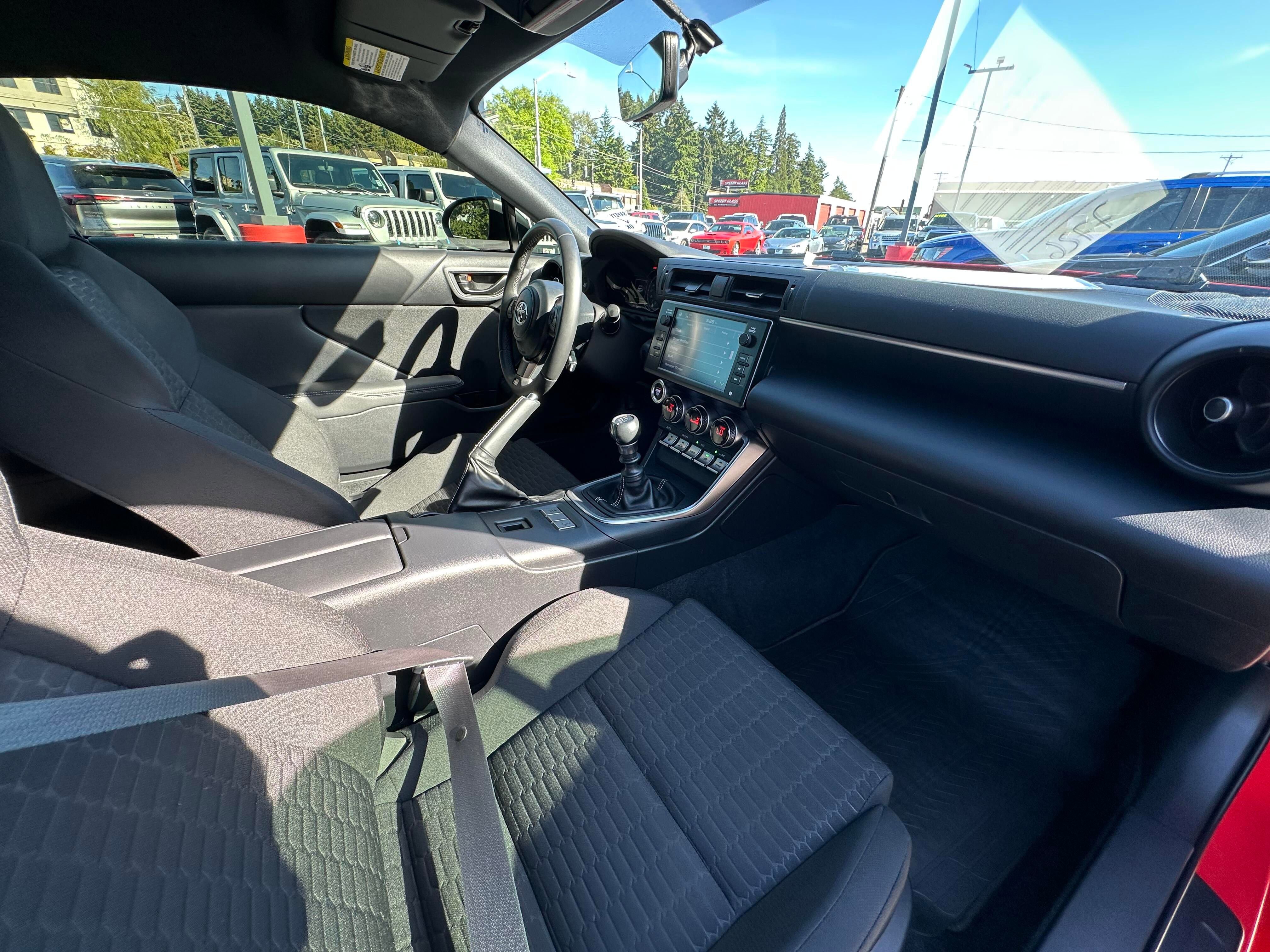 Used 2023 Toyota GR86 image 13