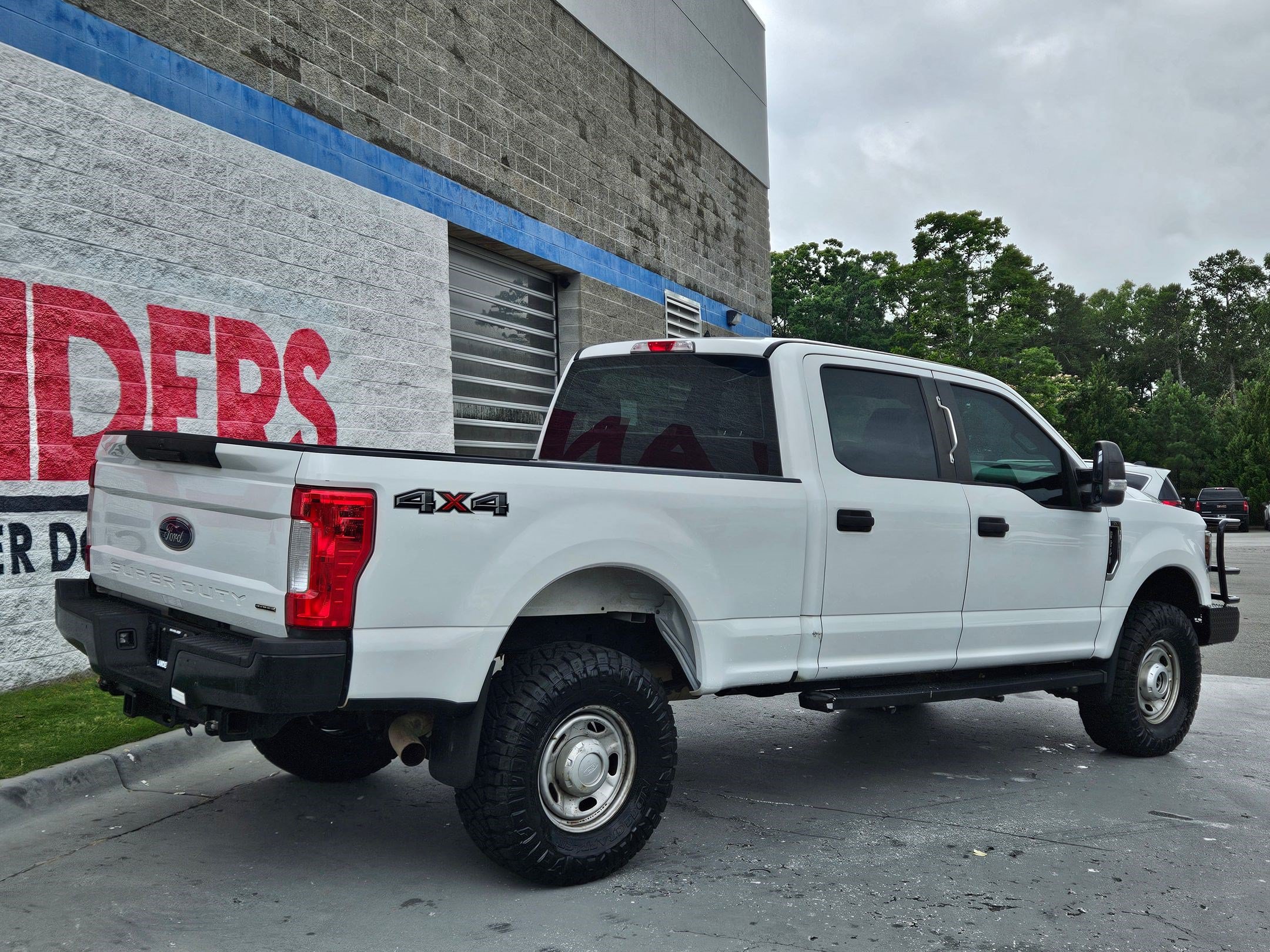 Used 2019 Ford F250 XL w/ Power Equipment Group AWD/4WD image 7
