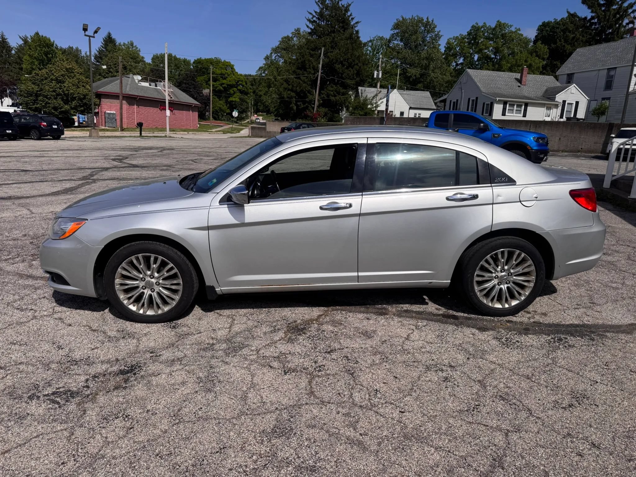 Used 2012 Chrysler 200 Limited FWD image 8