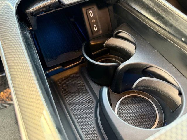 Used 2025 Mercedes-Benz GLC 43 AMG 4MATIC image 23