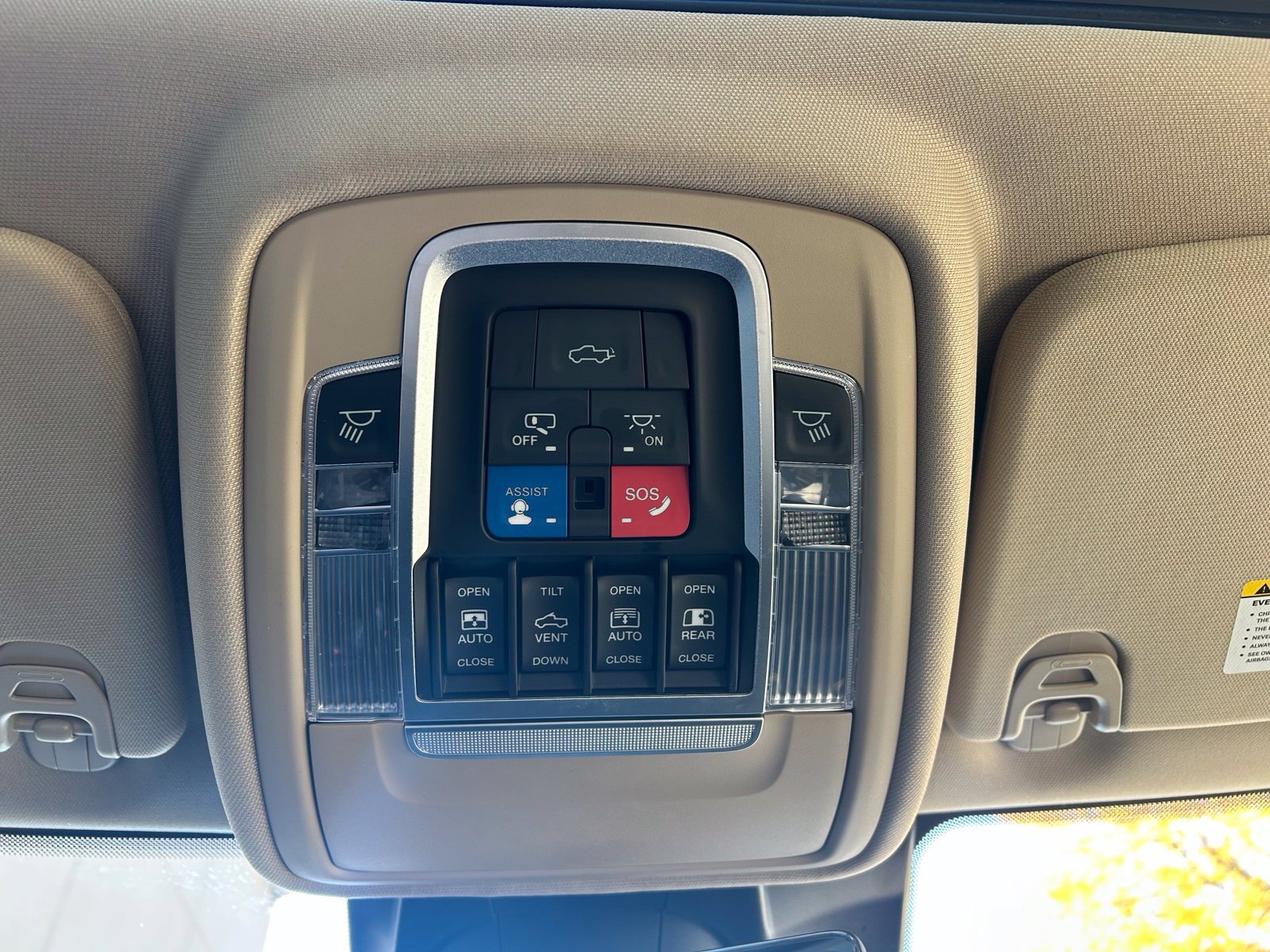 Used 2021 RAM 1500 Limited AWD/4WD image 21
