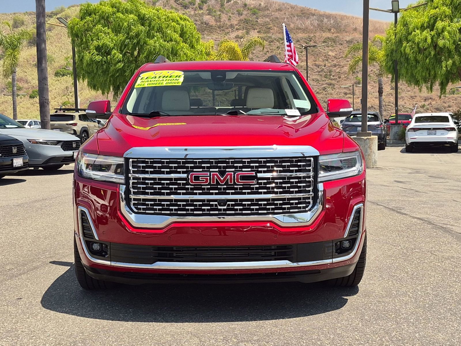 Used 2021 GMC Acadia Denali w/ Denali Technology Package AWD/4WD image 8