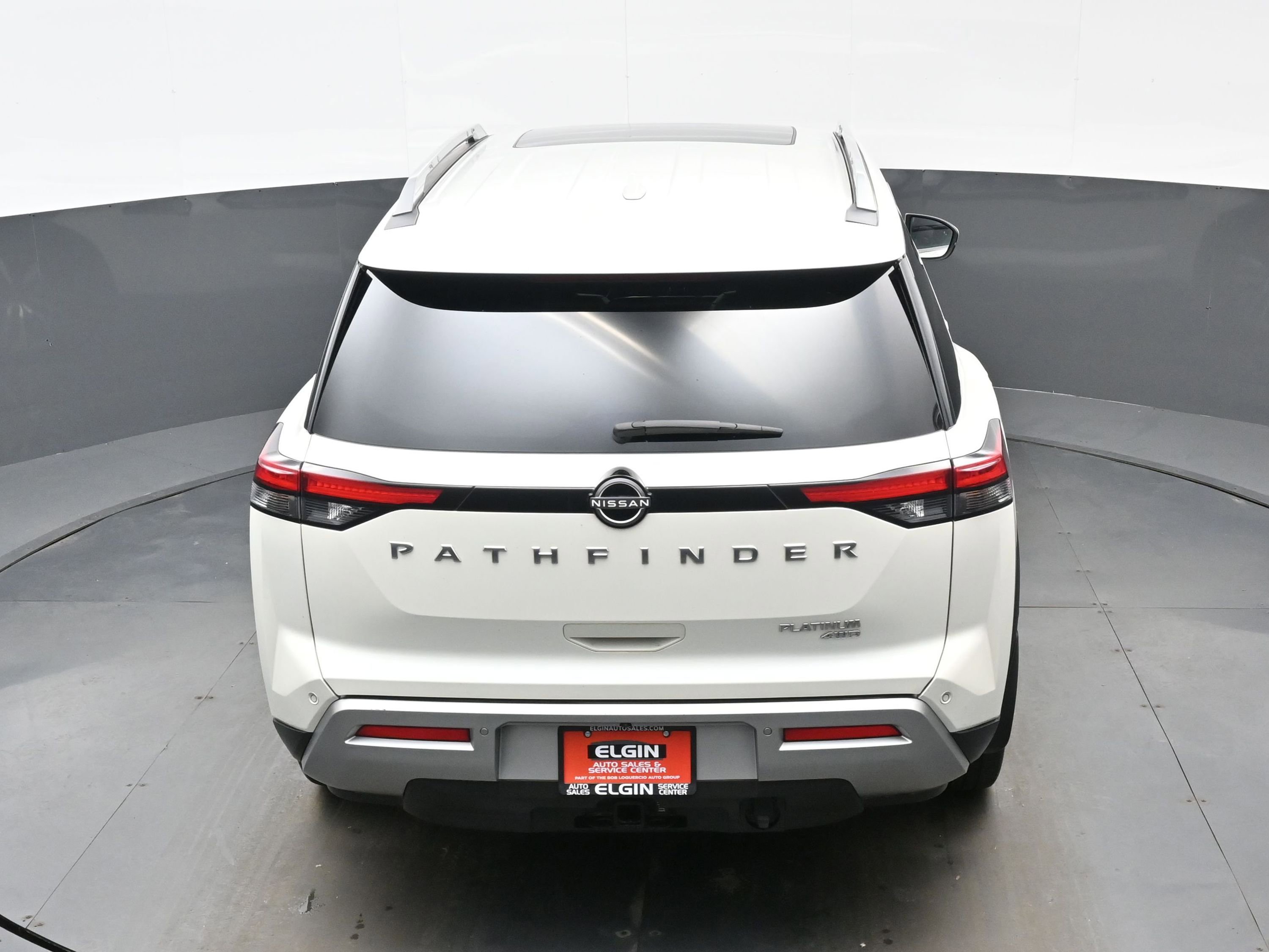 Used 2022 Nissan Pathfinder Platinum w/ Cargo Package image 40