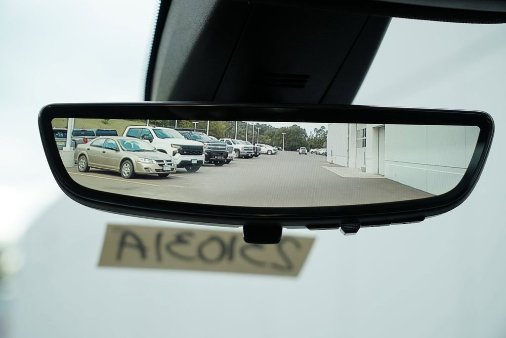 Used 2023 Chevrolet Traverse High Country w/ LPO, Floor Liner Package image 30