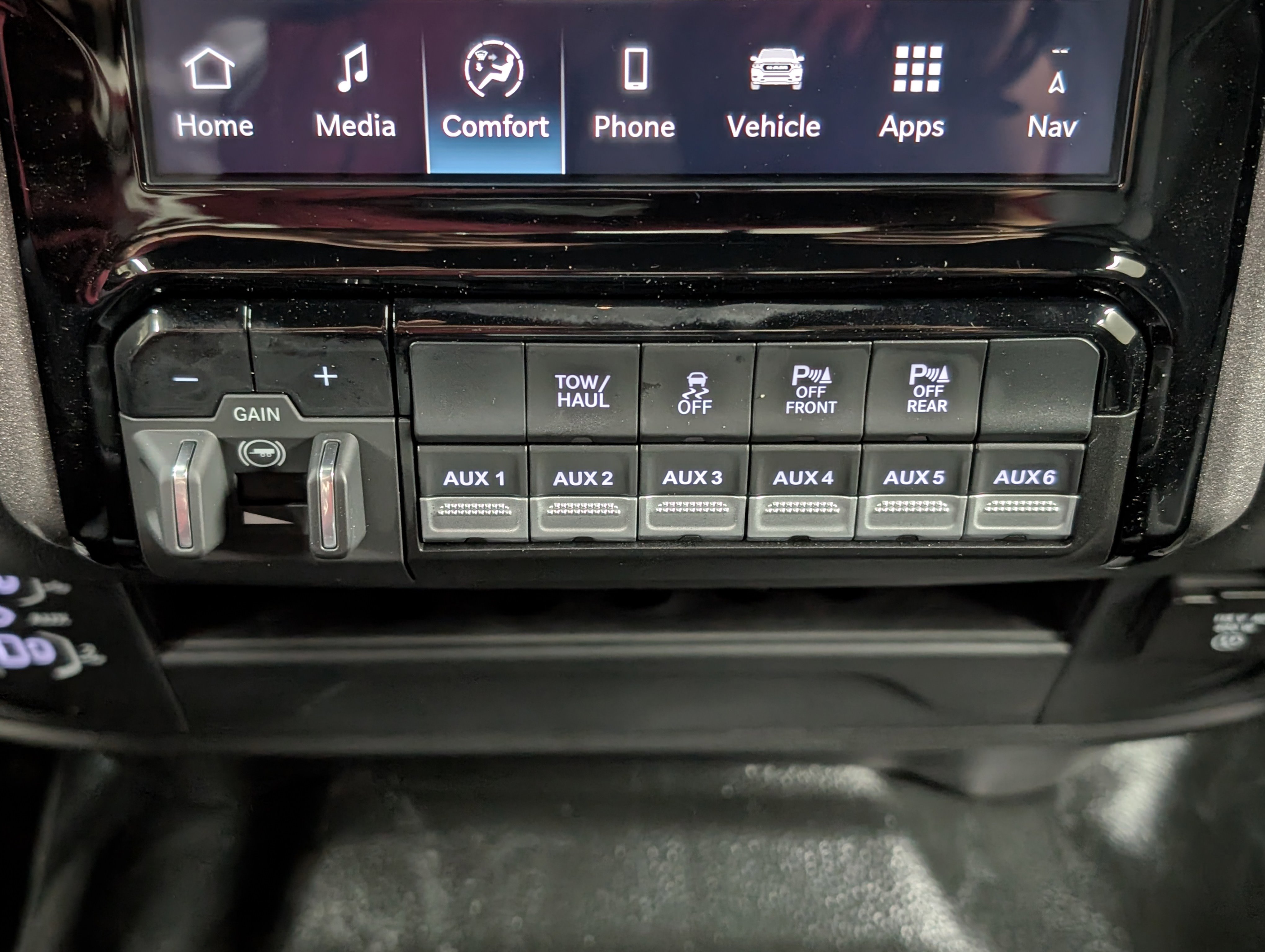 New 2026 RAM 2500 Tradesman AWD/4WD image 18