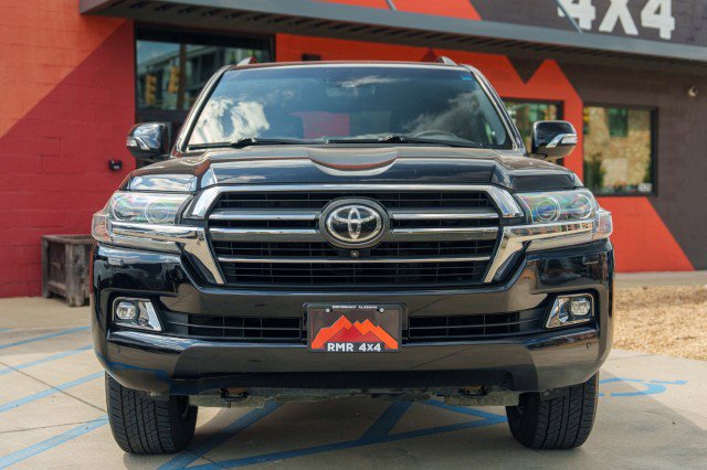 Used 2020 Toyota Land Cruiser Heritage Edition image 2