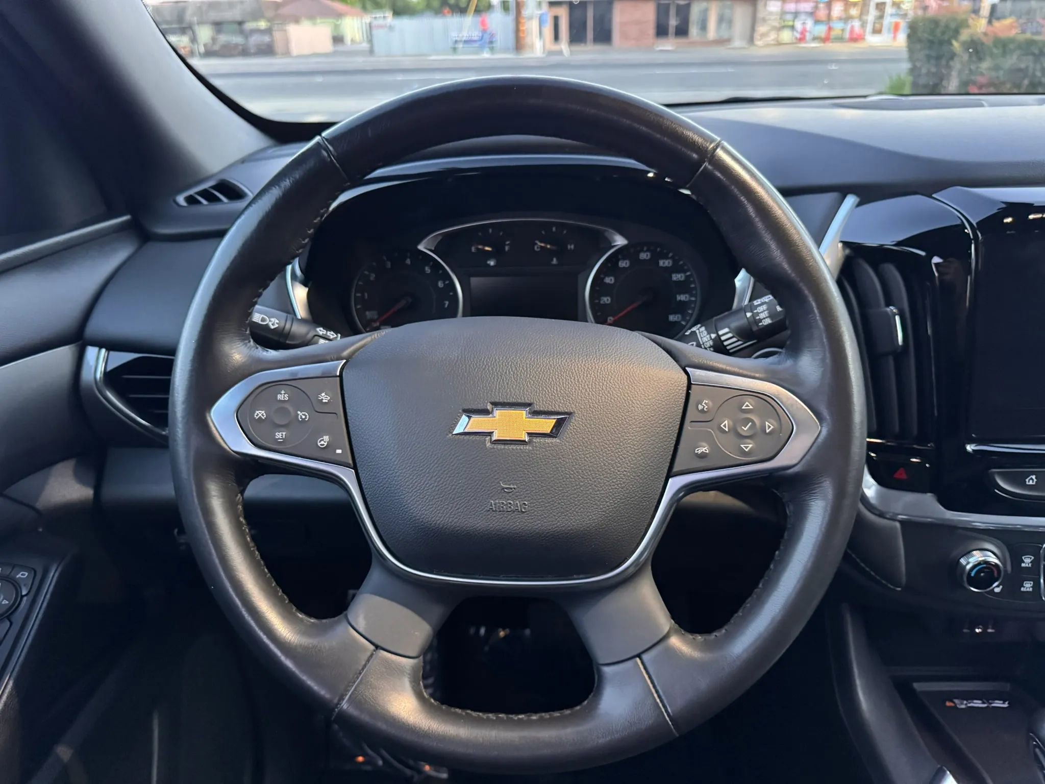 Used 2022 Chevrolet Traverse LT w/ LPO, Floor Liner Package image 23