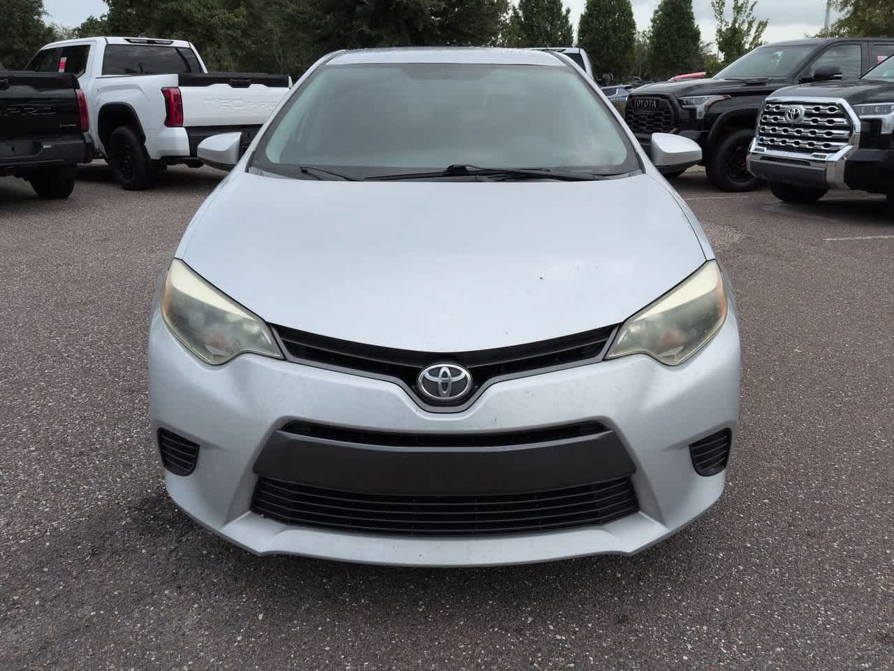 Used 2015 Toyota Corolla LE FWD image 9