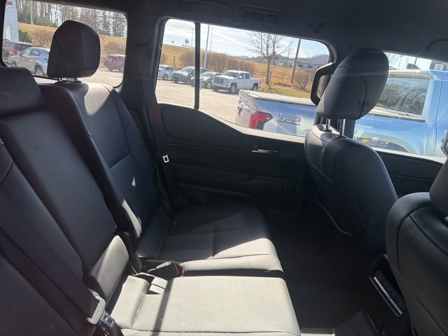 Used 2025 Toyota Land Cruiser image 14