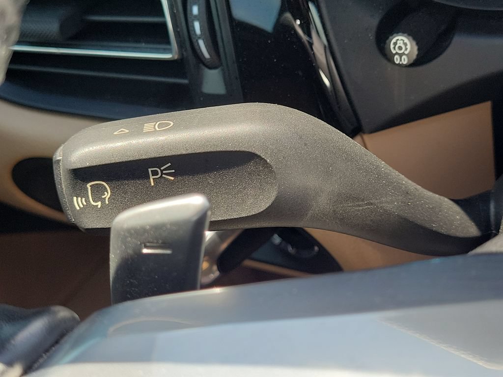 Used 2020 Porsche Macan S AWD/4WD image 11