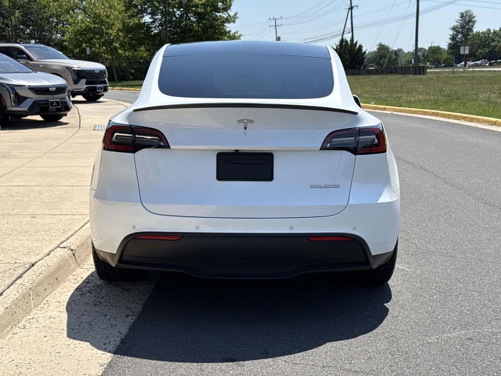 Used 2022 Tesla Model Y Performance AWD/4WD image 21