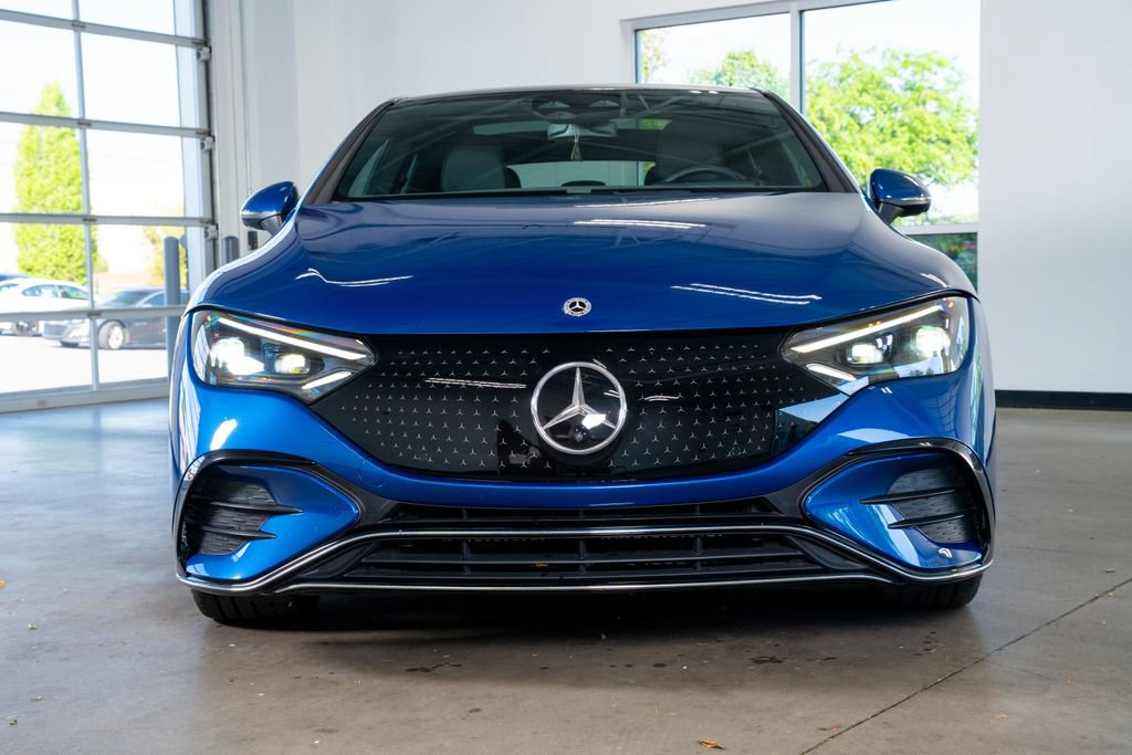 Used 2023 Mercedes-Benz EQE 350+ 4MATIC Sedan w/ Exclusive Trim Package image 4