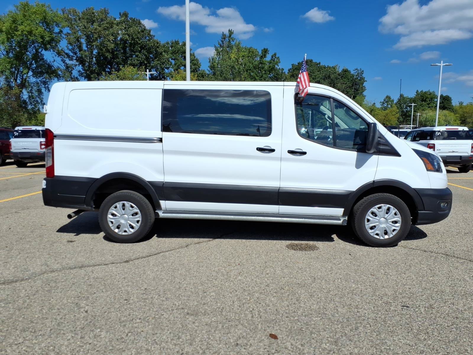 Used 2025 Ford Transit 250 Low Roof w/ Exterior Upgrade Package RWD image 10