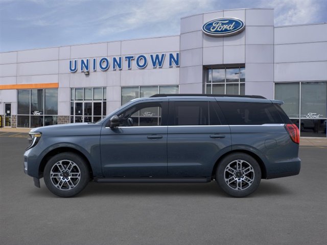 New 2026 Ford Expedition Active AWD/4WD image 3