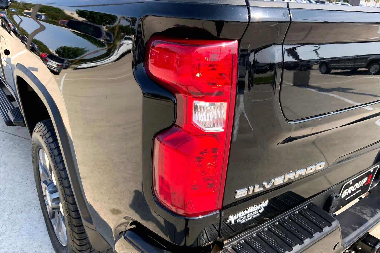 Certified 2024 Chevrolet Silverado 2500 Custom w/ Custom Value Package AWD/4WD image 27