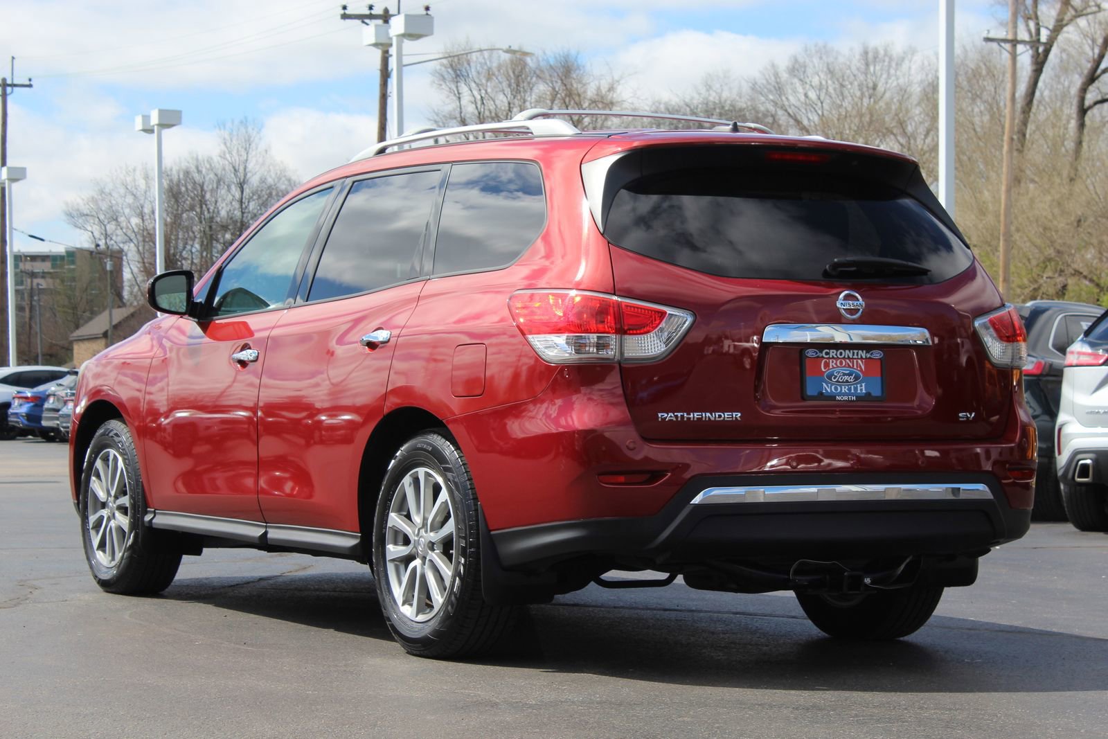 Used 2016 Nissan Pathfinder SV image 5