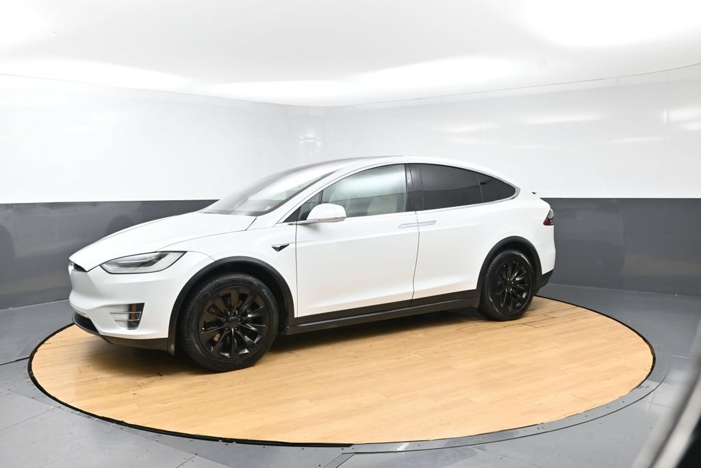 Used 2021 Tesla Model X Long Range AWD/4WD image 4