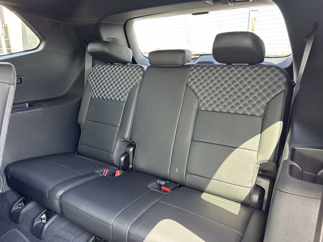 New 2026 GMC Acadia Denali image 10