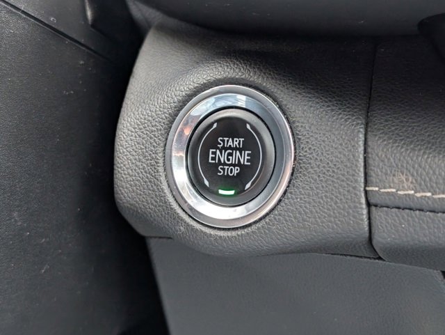 Used 2023 Buick Envision Essence w/ Sport Touring Package image 13