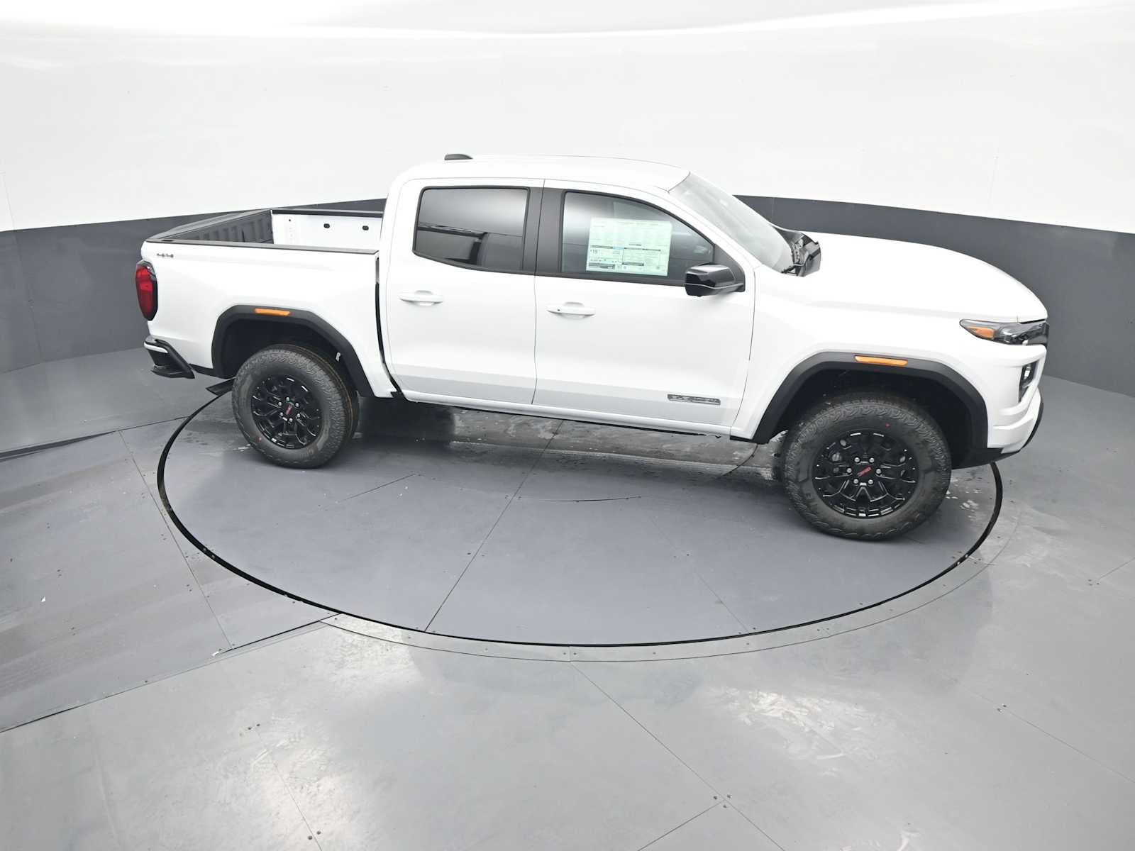 New 2026 GMC Canyon Elevation w/ Convenience Package image 33