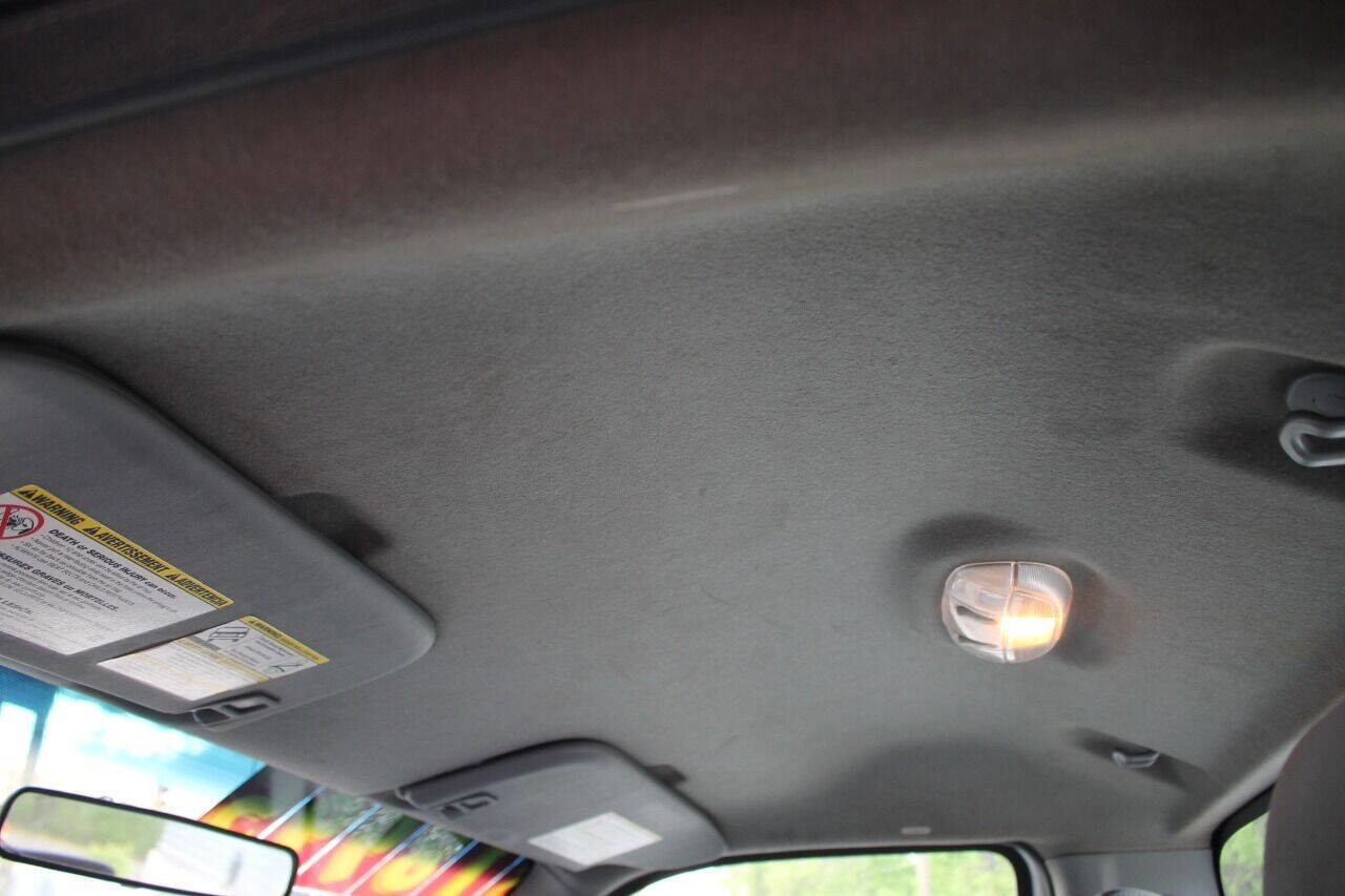 Used 2012 Ford F250 XL image 40