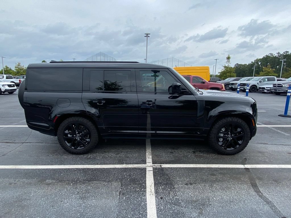 Used 2025 Land Rover Defender 130 Outbound AWD/4WD image 8