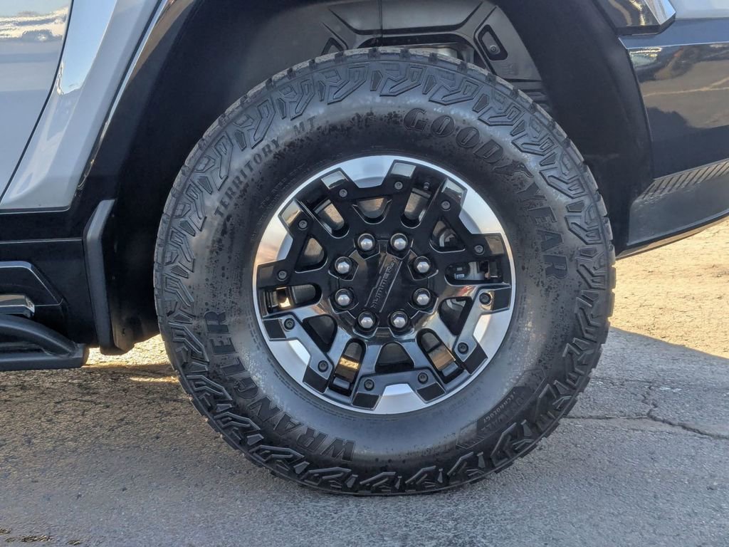Used 2024 GMC Hummer EV 3X w/ Extreme Off-Road Package image 12
