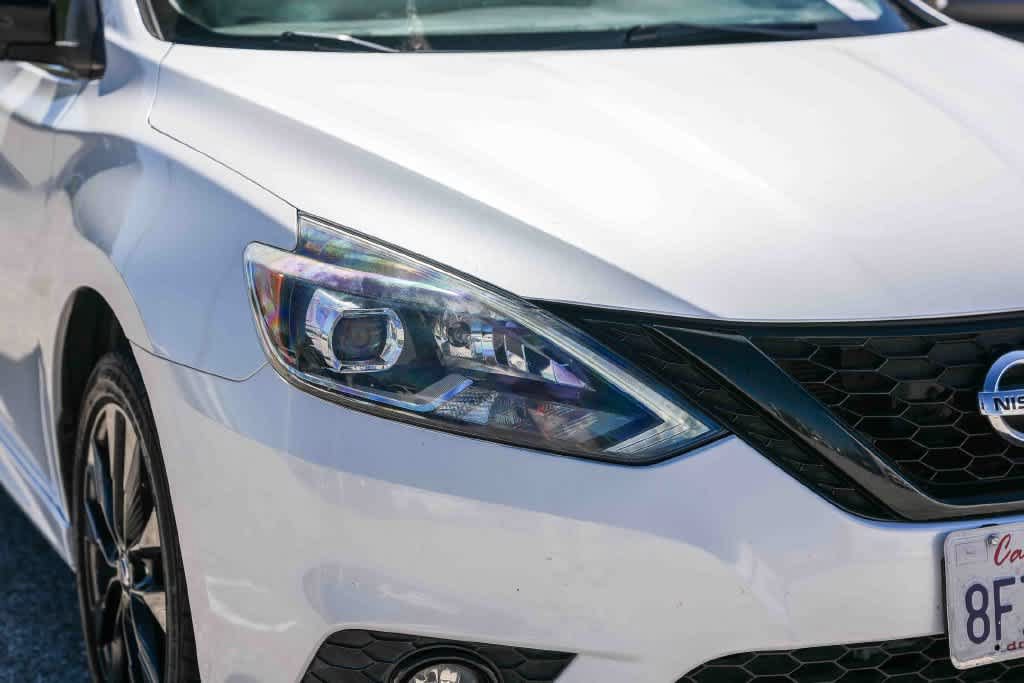 Used 2018 Nissan Sentra SR w/ SR Midnight Edition Package FWD image 4