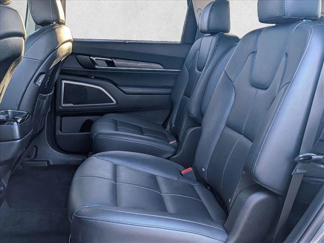 Used 2021 Kia Telluride EX w/ EX Premium Package AWD/4WD image 18