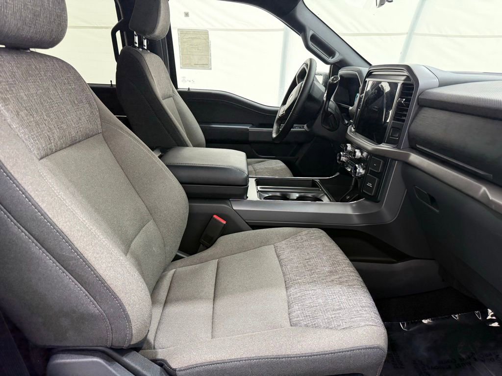 New 2025 Ford F150 XLT w/ Equipment Group 301A Standard image 13