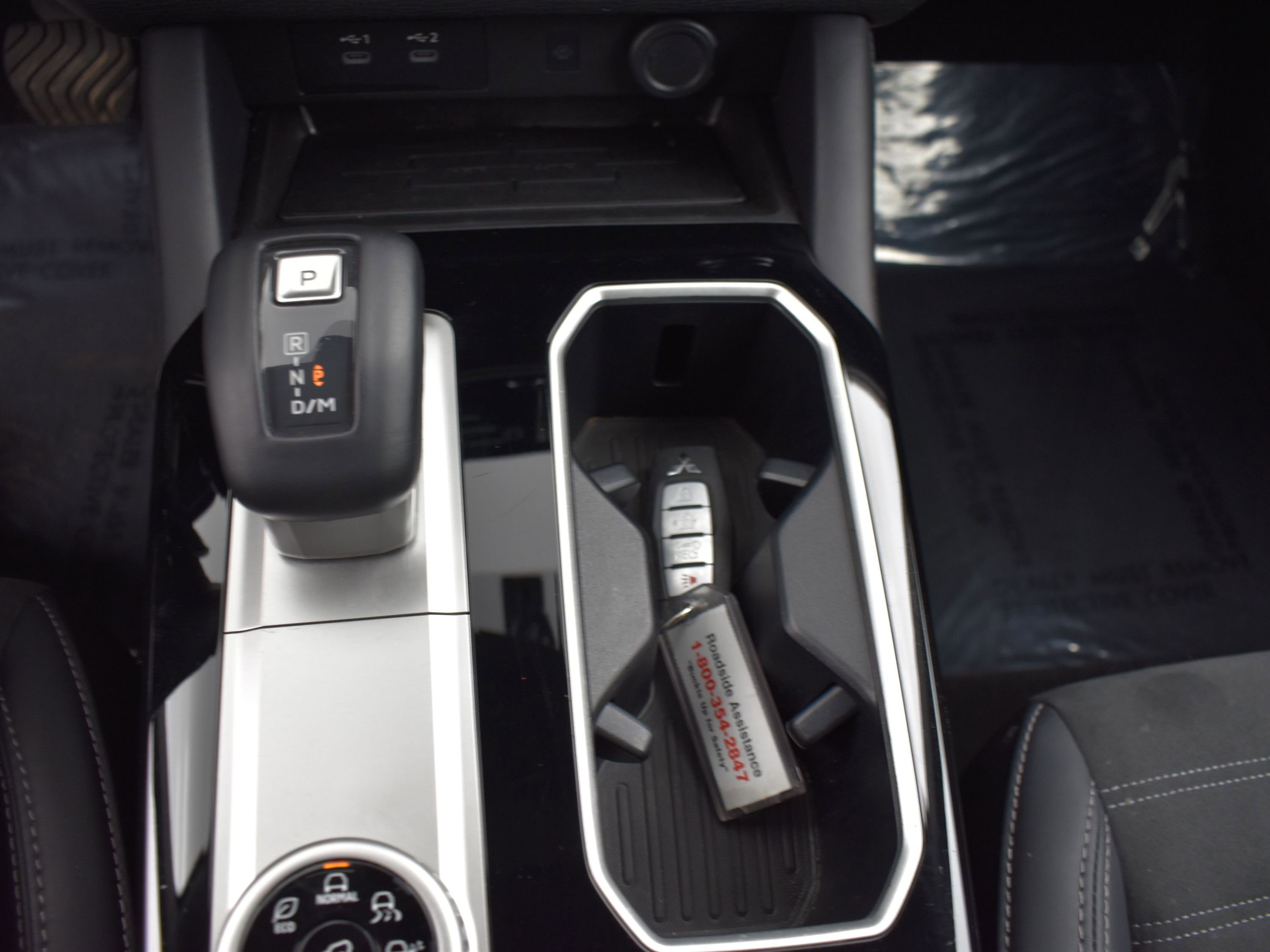 Used 2025 Mitsubishi Outlander AWD image 8