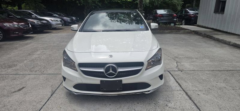 Used 2018 Mercedes-Benz CLA 250 4MATIC image 8