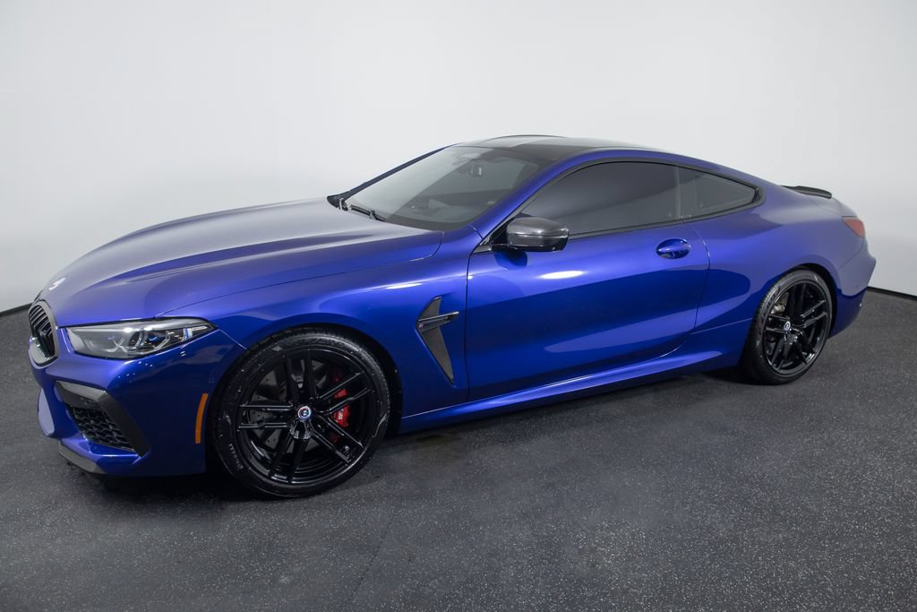 Used 2023 BMW M8 Competition w/ M Carbon Exterior Package AWD/4WD image 4
