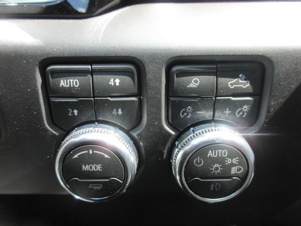 New 2026 GMC Sierra 1500 Denali w/ Denali Reserve Package AWD/4WD image 21
