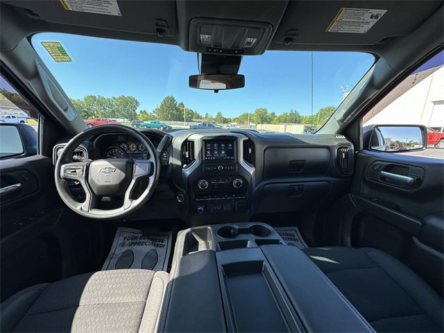Used 2022 Chevrolet Silverado 1500 Custom Trail Boss w/ LPO, Dark Essentials Package image 19