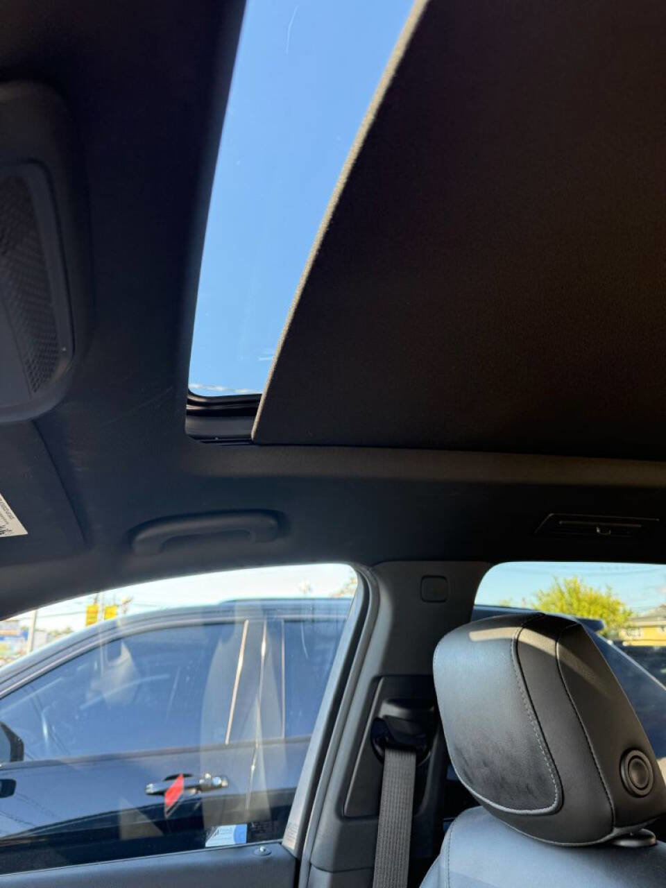 Used 2022 Cadillac XT6 Premium Luxury w/ Technology Package image 20