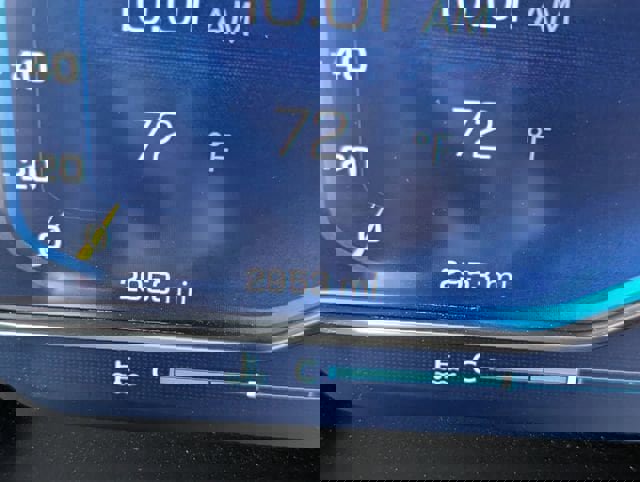 Used 2024 Chevrolet Silverado 2500 High Country w/ Technology Package image 13