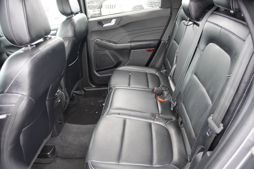 Certified 2023 Ford Escape Platinum image 21