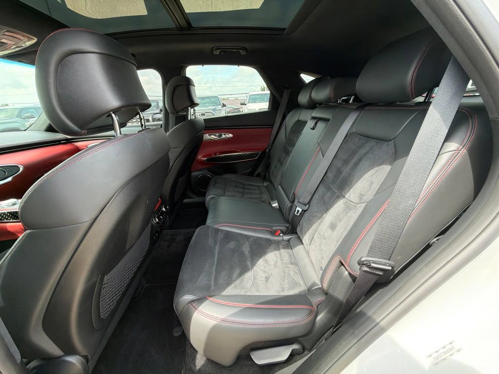 Used 2022 Genesis GV70 3.5T Sport w/ Sport Prestige Package AWD/4WD image 28