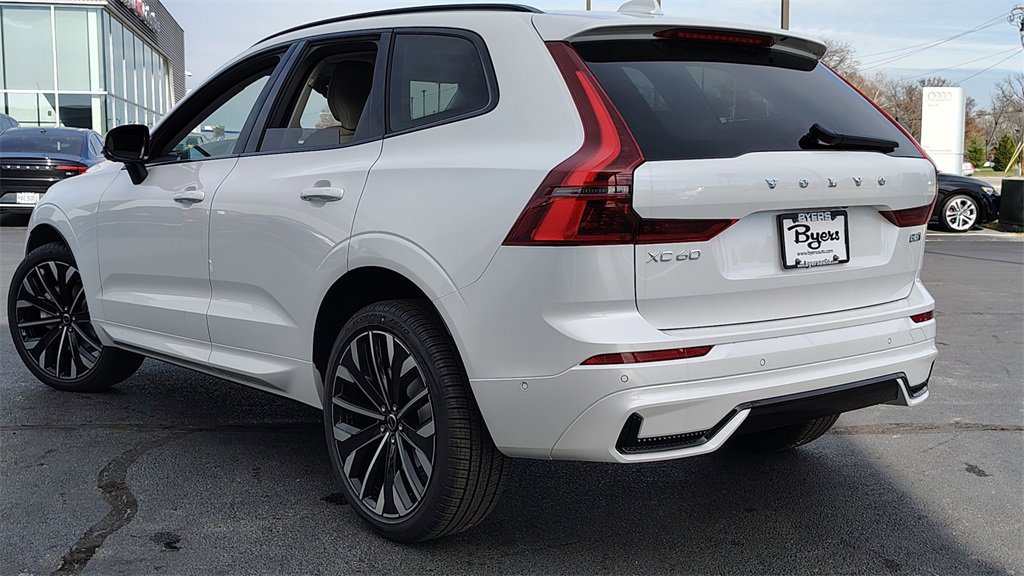 New 2026 Volvo XC60 B5 Ultra w/ Climate Package image 4