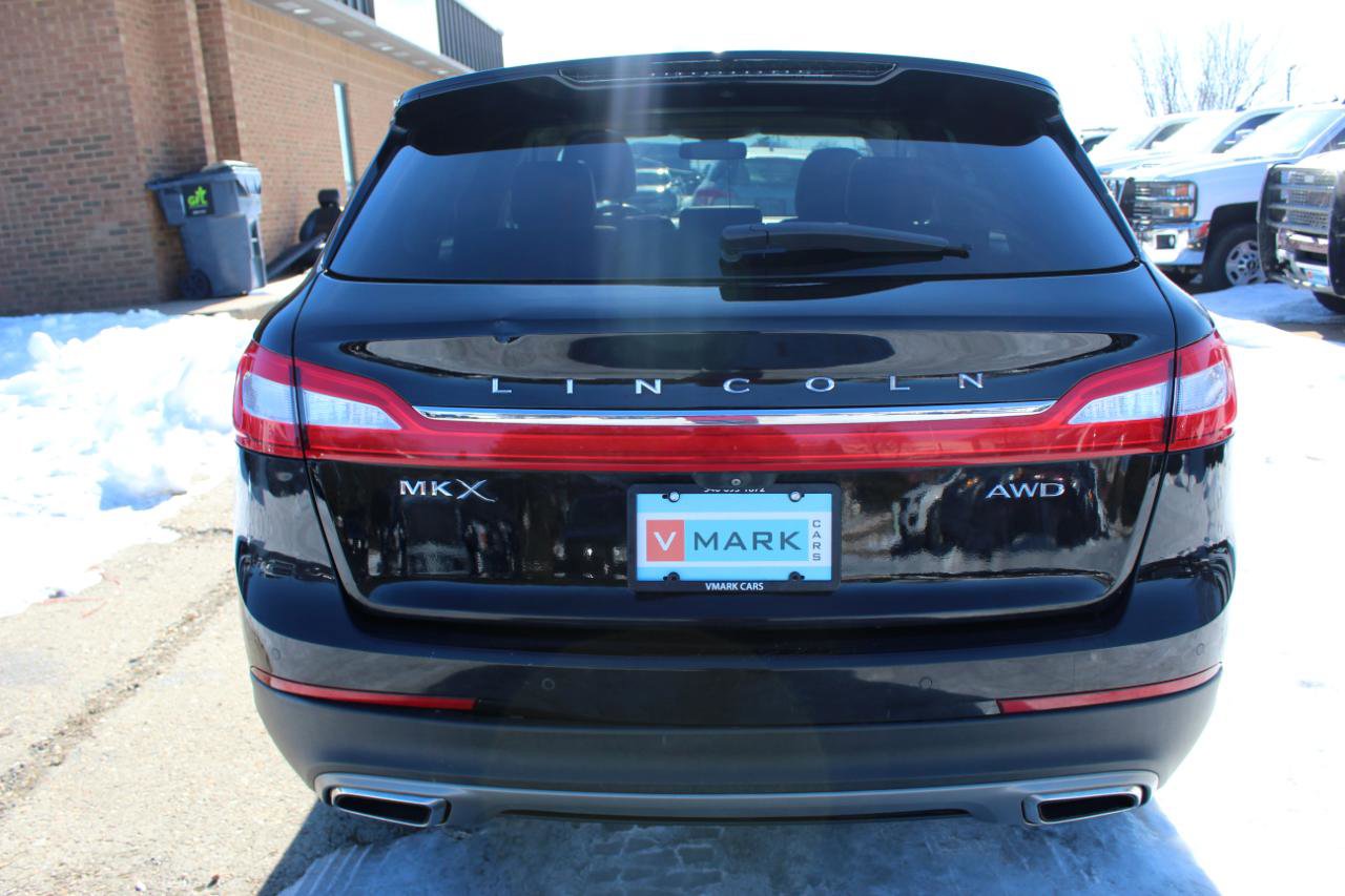Used 2018 Lincoln MKX Reserve w/ Lincoln MKX Climate Package AWD/4WD image 4