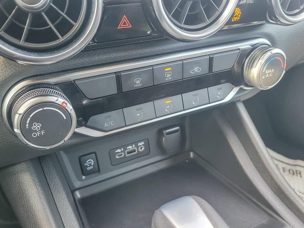 Used 2025 Nissan Sentra SV image 10