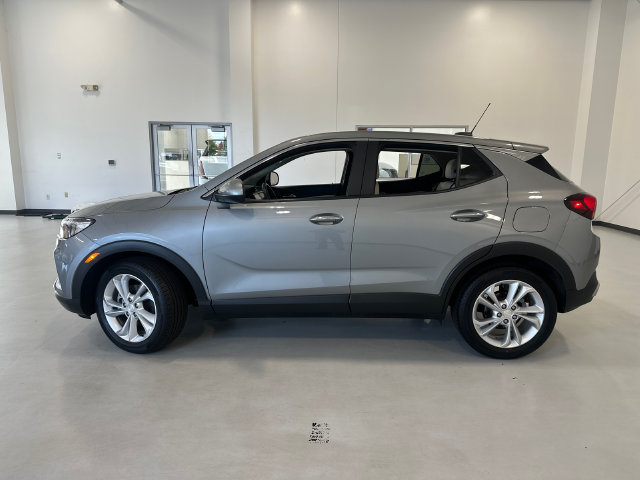 Used 2023 Buick Encore GX Preferred w/ Cold Weather Comfort Package FWD image 8