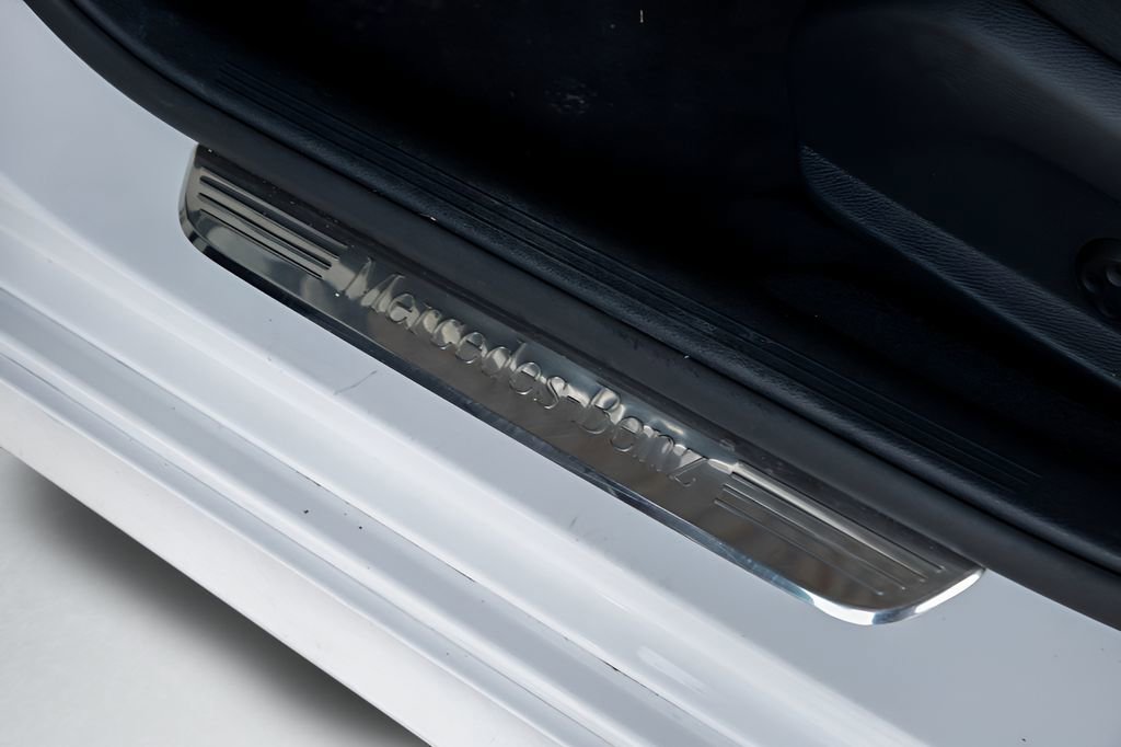 Used 2020 Mercedes-Benz E 350 Sedan image 49