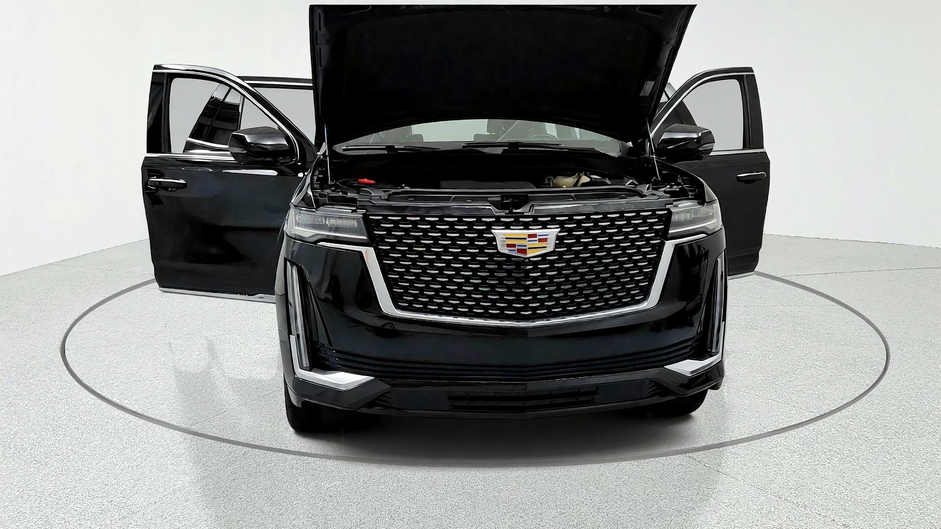 Used 2022 Cadillac Escalade Luxury w/ LPO, Floor Liner Package AWD/4WD image 15
