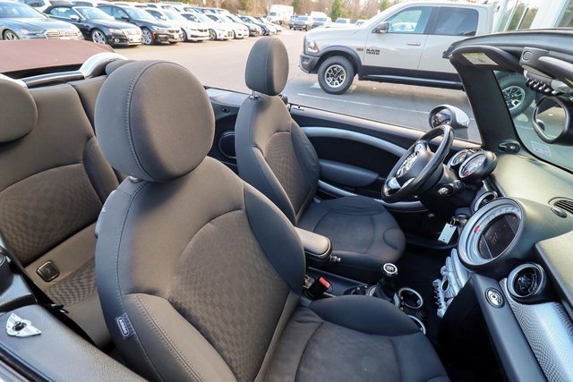 Used 2010 MINI Cooper S image 54