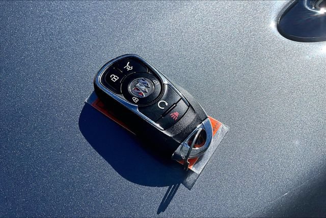Used 2020 Buick Envision Essence AWD/4WD image 9