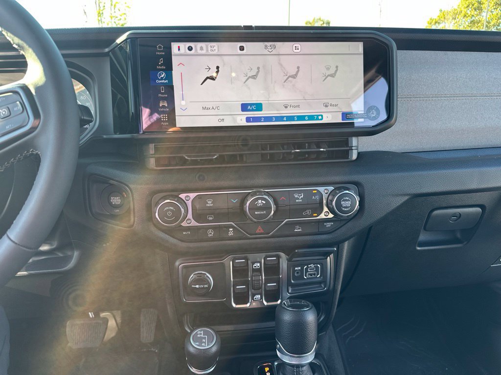 New 2026 Jeep Gladiator Sport w/ Dual Top Group AWD/4WD image 26
