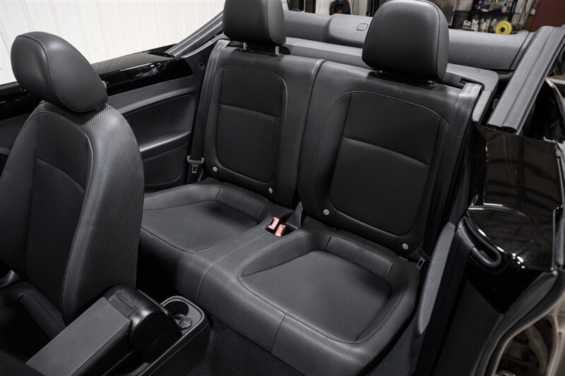 Used 2013 Volkswagen Beetle 2.0T FWD image 10